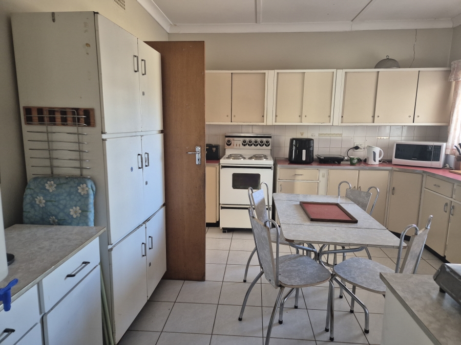 4 Bedroom Property for Sale in Declercqville North West